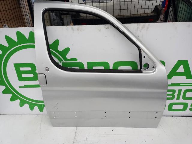 PEUGEOT 9004W2 Puerta delantera derecha  en stock Terrassa