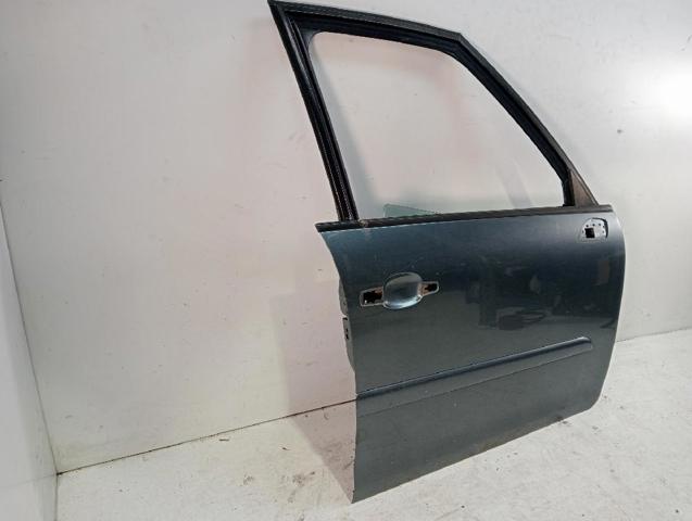 9004Y0 PEUGEOT Puerta delantera derecha  en stock Córdoba
