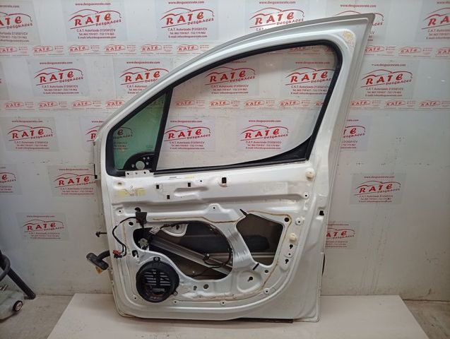 9004Z6 Puerta delantera derecha  en stock Castellón