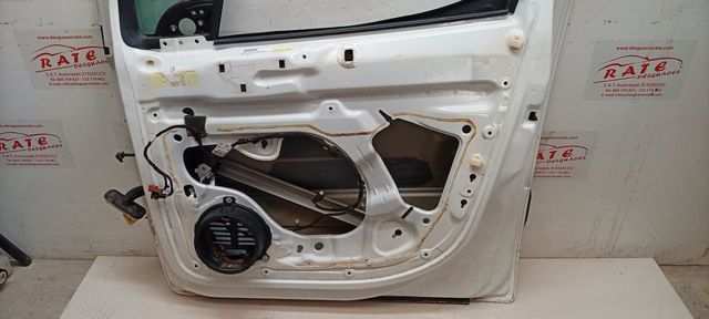 9004Z6 PEUGEOT Puerta delantera derecha  en stock Córdoba