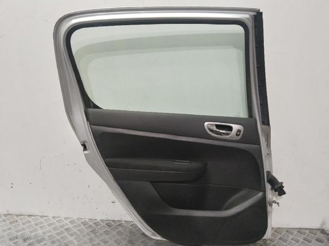 9006G9 Puerta trasera izquierda  disponible Utrera