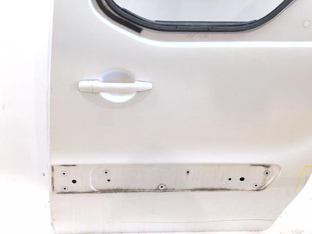 9006L9 PEUGEOT Puerta lateral corrediza izquierda  en stock Córdoba