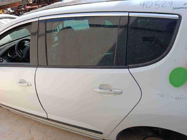 9006Q1 PEUGEOT Puerta trasera izquierda  comprar en Lleida