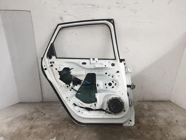 9006R9 Puerta trasera izquierda  comprar en Pontevedra