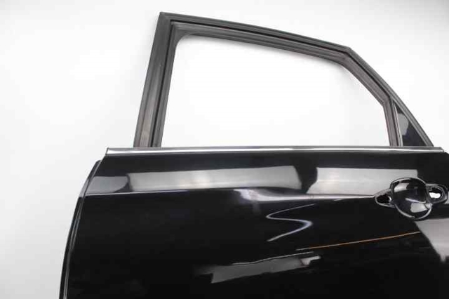 9006R9 PEUGEOT Puerta trasera izquierda  disponible Alicante
