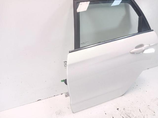 9006R9 PEUGEOT Puerta trasera izquierda comprar Bilbao