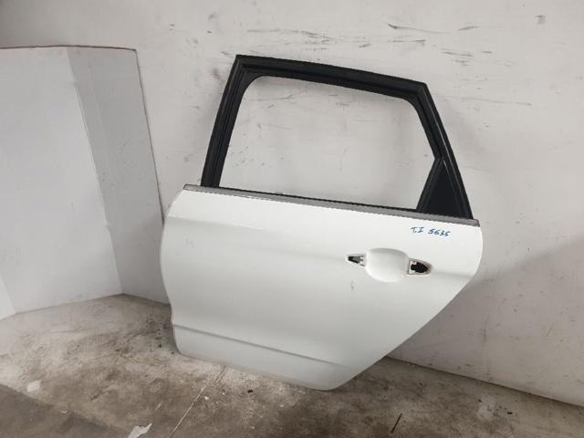 9006R9 PEUGEOT Puerta trasera izquierda  disponible Ourense