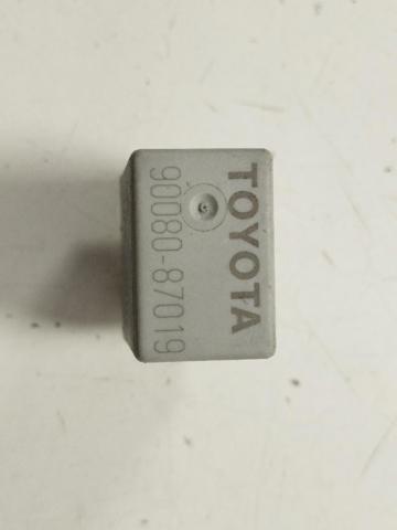 9008087019 TOYOTA Relé de faro antiniebla  comprar en Oviedo