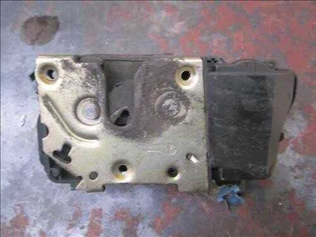 Puerta trasera derecha Citroen C5 I DC segundo mano