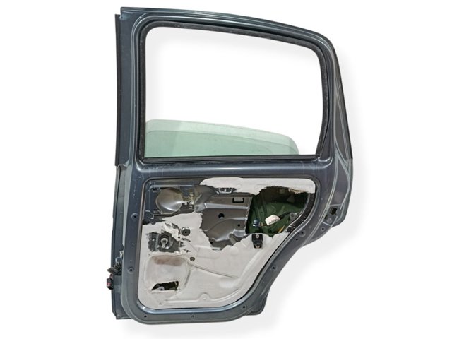 9008Q5 Puerta trasera derecha  en stock Sabadell