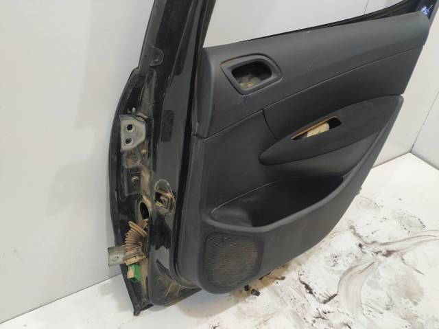 9008S1 Puerta trasera derecha comprar Sevilla