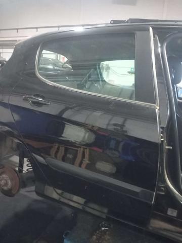 9008S1 PEUGEOT Puerta trasera derecha comprar Bilbao