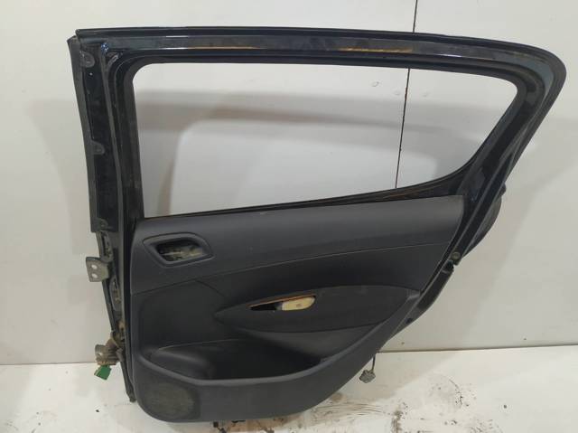 9008S1 Puerta trasera derecha  disponible Málaga