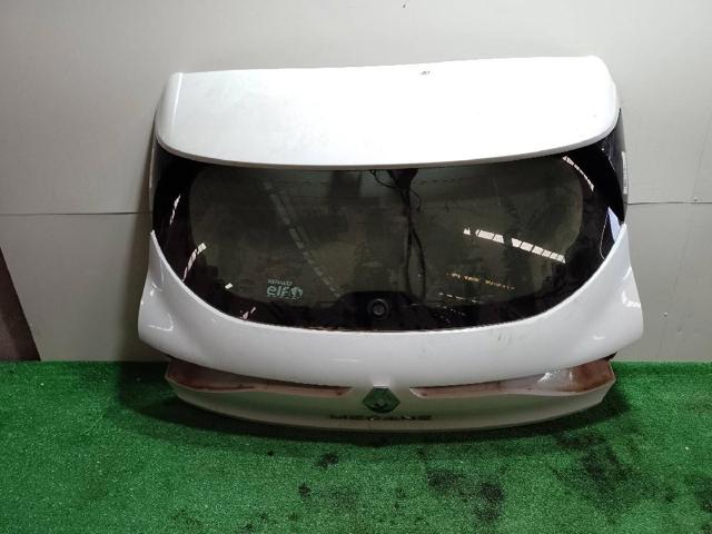 RENAULT 901007547R Puerta trasera  en stock Terrassa