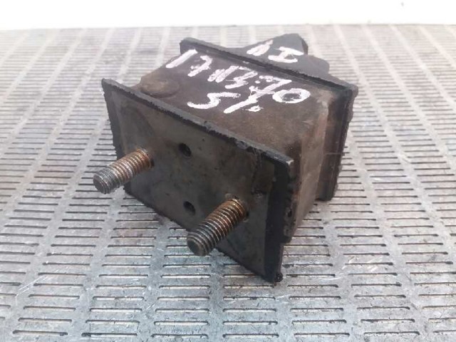 MERCEDES 9012412513 Soporte de motor, Izquierda / Derecha  en stock Salamanca