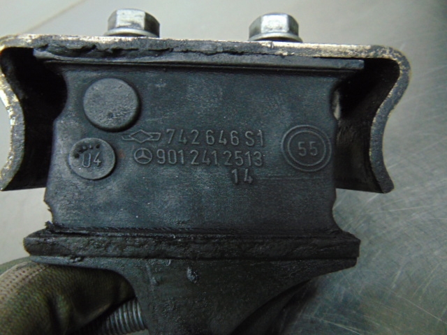 9012412513 MERCEDES Soporte del motor izquierdo/derecho  comprar en Oviedo