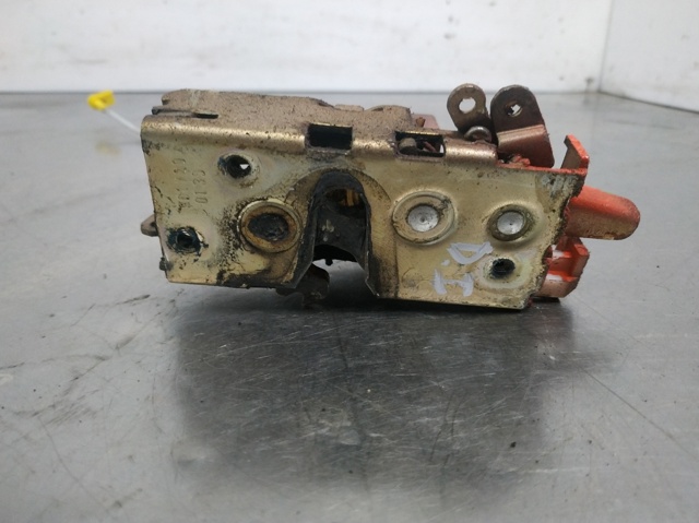 Cerradura de puerta delantera izquierda Mercedes Sprinter 904