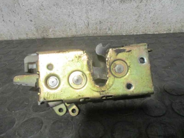 Cerradura de puerta delantera izquierda Mercedes Sprinter 904