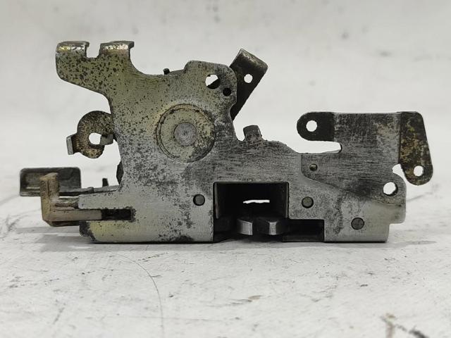 9017200135 MERCEDES Cerradura comprar Alcalá