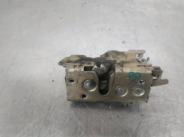 9017200235 Mercedes