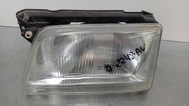 Luz derecha 90181004 OPEL