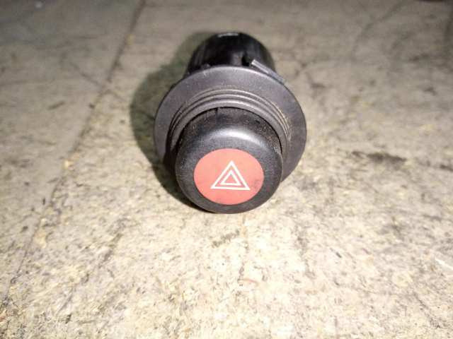 Boton De Alarma 90181853 Opel