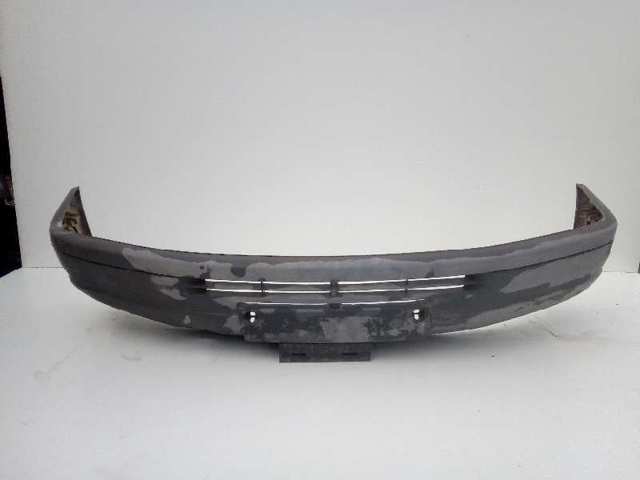Parachoques delantero 9018800670 MERCEDES