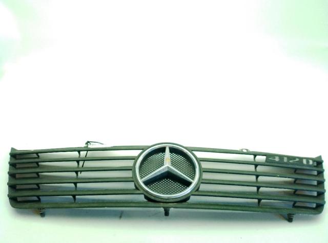 9018880123 MERCEDES Parrilla comprar Madrid