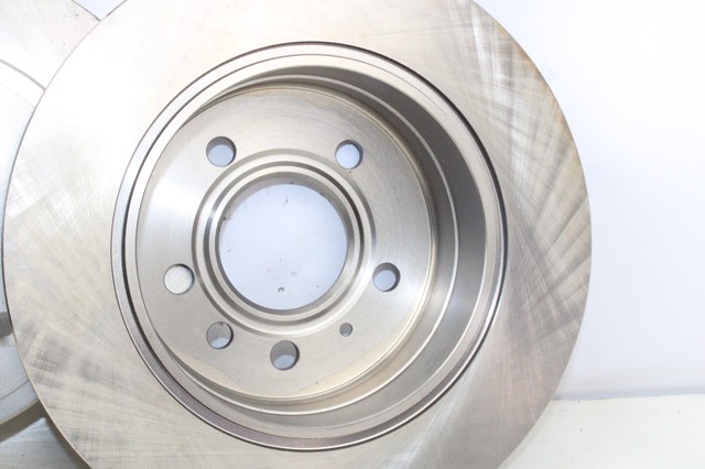 Disco de freno trasero 90222362 OPEL