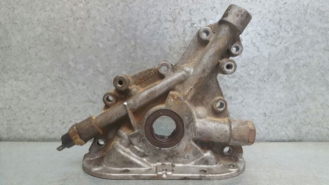 Bomba de aceite Opel Vectra 86, 87