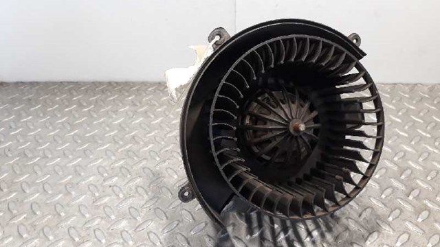 Motor calefaccion para opel zafira a limusina 1.8 16v (f75) x18xe1 90437893