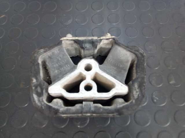 Comprar Soporte de motor trasero Calibra  85