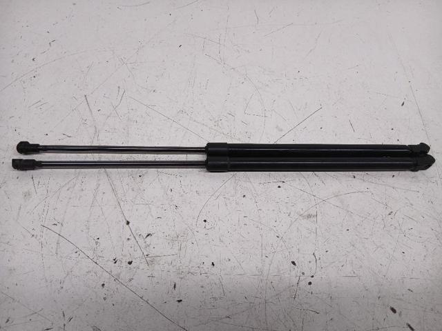 904504EA1A Amortiguador de la tapa del maletero  disponible Málaga