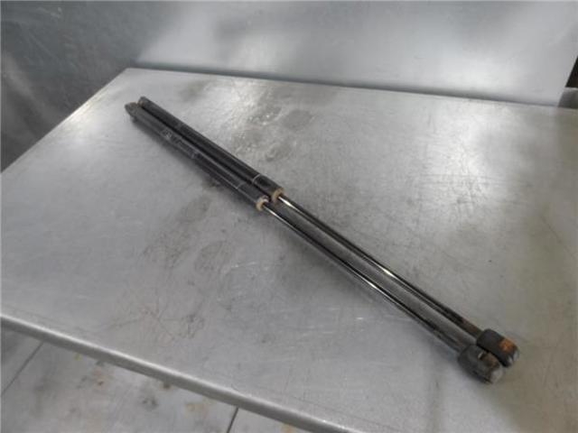 Amortiguador de maletero 904504F110 NISSAN