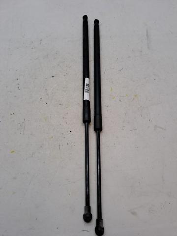 904509U00A Amortiguador de la tapa del maletero  disponible Málaga