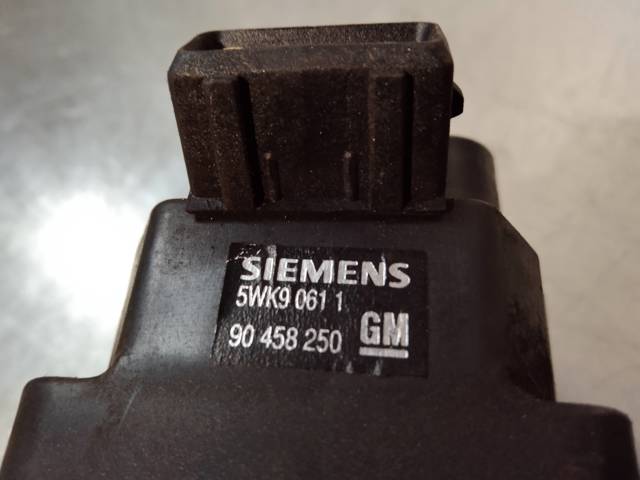 90458250 OPEL Bobina de encendido  comprar en Jaén