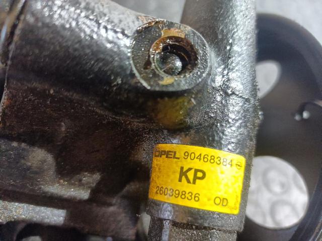 OPEL 90468384 Bomba de dirección asistida  disponible España