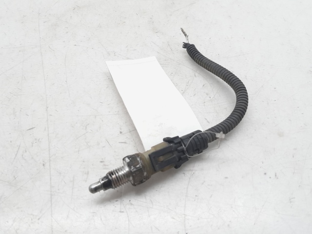 Interruptor, piloto de marcha atrás Opel Astra 51, 52, F35, M35