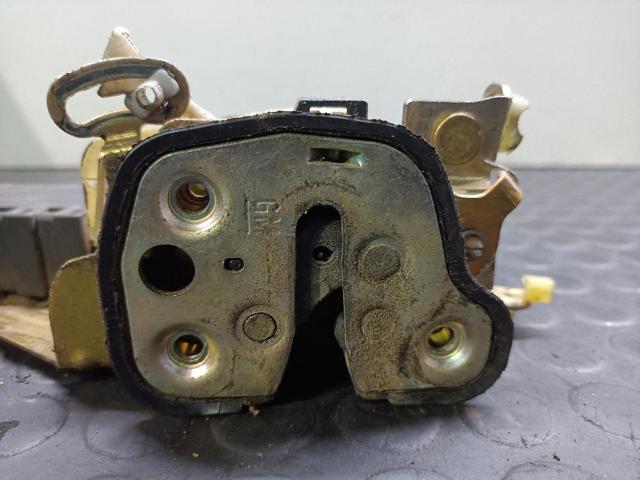 OPEL 90493701 Cerradura de puerta delantera izquierda  comprar en Murcia