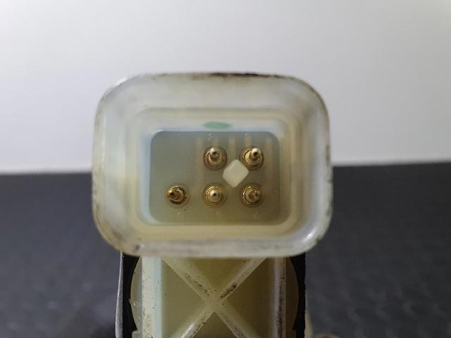 OPEL 90493701 Cerradura de puerta delantera izquierda  comprar en Ponferrada
