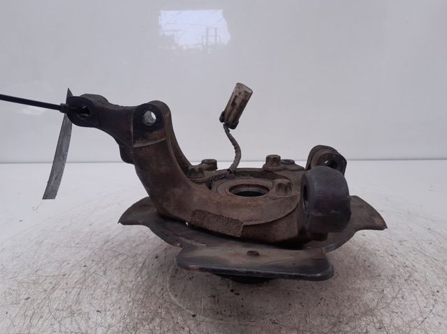 OPEL 90498810 Mangueta delantera izquierda  disponible Valladolid