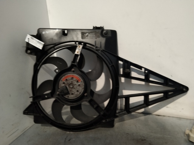 Ventilador eléctrico de aire acondicionado completo (motor y aspa) 90502181 OPEL