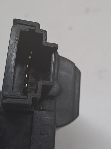 90502AV70A NISSAN Cerradura de maletero  en stock Huelva