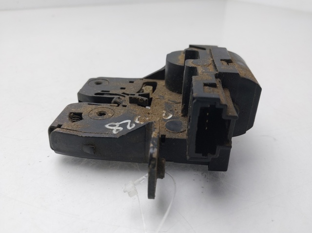 90502AV70A NISSAN Cerradura de maletero comprar Madrid