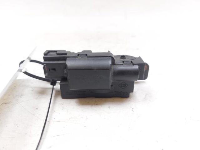 90502AV70A NISSAN Cerradura de maletero comprar Alcalá