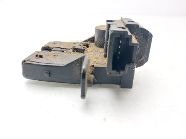90502AV70A Cerradura de tapa de maletero  disponible Utrera