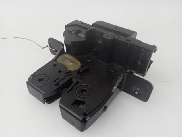 90502AV70A Cerradura de maletero  en stock Sabadell