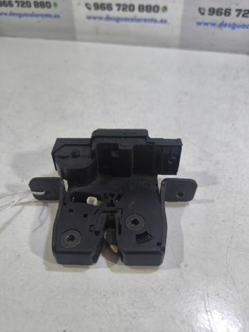 NISSAN 90502AV720 Cerradura de maletero  en stock Valencia