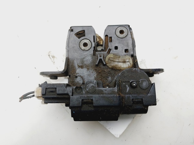NISSAN 90502EY10A Cerradura de maletero  en stock Salamanca