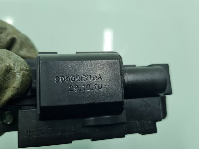 90502EY10A Cerradura de maletero comprar Almería